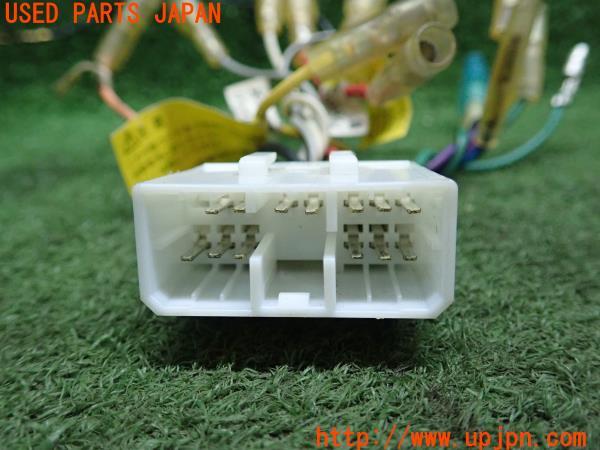 3UPJ=11540604]インプレッサWRX-Sti(GDB)丸目 A型 ナビ/オーディオ取付金具 ステー 配線 カプラー 中古_m1
