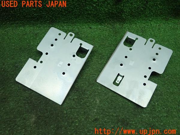 3UPJ=11540604]インプレッサWRX-Sti(GDB)丸目 A型 ナビ/オーディオ取付金具 ステー 配線 カプラー 中古_m2