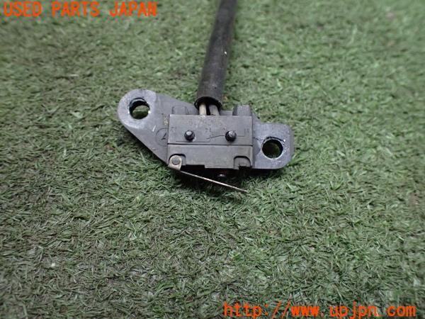 3UPJ=11810526]BMW・G 310R(G31AA)純正 リアブレーキスイッチ リヤ 中古		_m2
