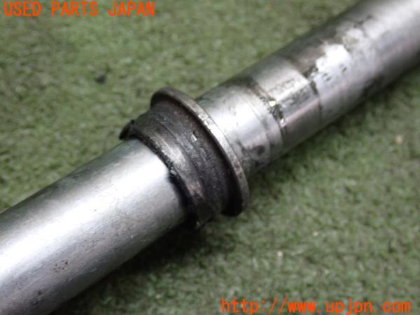 3UPJ=11810705]BMW・G 310R(G31AA)純正 フロント アクスルシャフト カラー付 中古		_m3