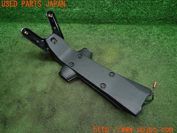 3UPJ=11830034]KTM・RC 390 (2023y) 純正 テールライト・ナンバーステー ブラケット ナンバー灯付 中古_m2