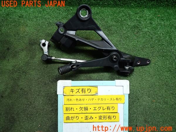 3UPJ=11830567]KTM・RC 390 (2023y) 純正 左ステップホルダー・シフトペダル ジャンク		_m0