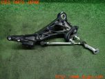 3UPJ=11830567]KTM・RC 390 (2023y) 純正 左ステップホルダー・シフトペダル ジャンク		_s2