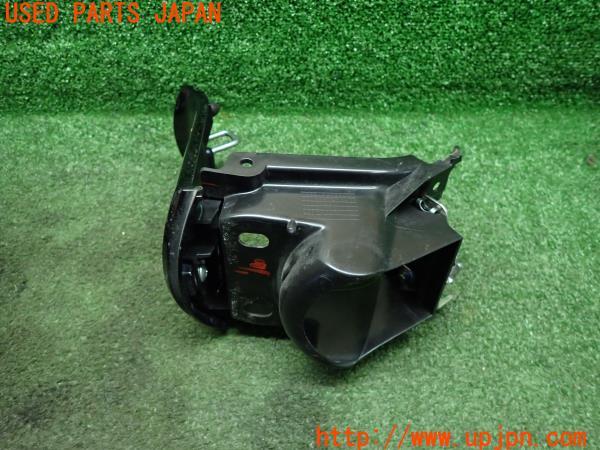 3UPJ=11850001]ヤマハ・トリシティ 300(SH15J)2022y 純正 フューエルリッド 給油口パネル 中古		_m2