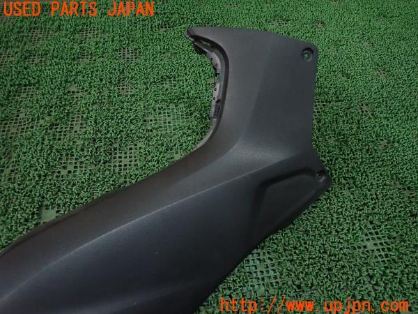 3UPJ=11850004]ヤマハ・トリシティ 300(SH15J)2022y 純正 右サイドカバー 中古		_m1