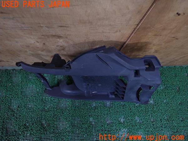 3UPJ=11850030]ヤマハ・トリシティ 300(SH15J)2022y 純正 アンダーカバー ロワカバー 中古		_m4