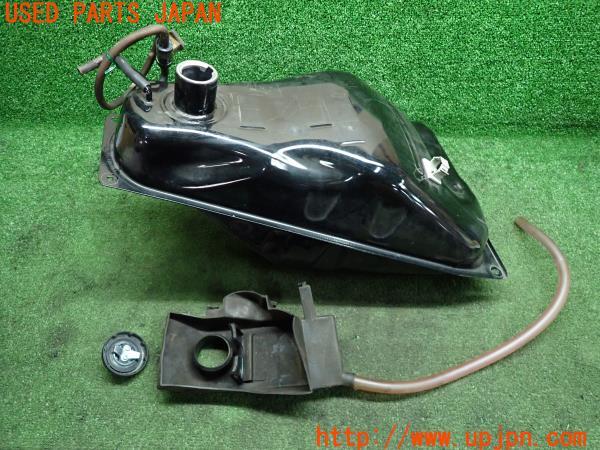 3UPJ=11850038]ヤマハ・トリシティ 300(SH15J)2022y 純正 タンク 燃料タンク フューエルタンク 中古		_m4