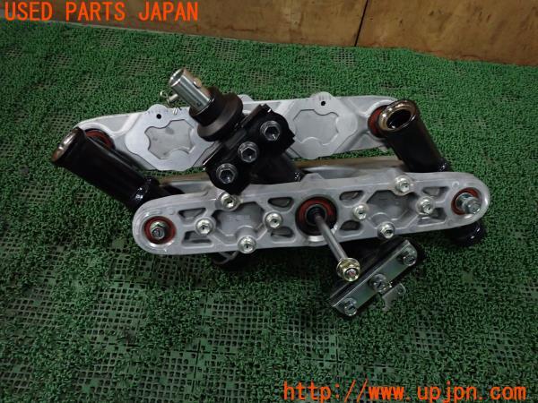 3UPJ=11850155]ヤマハ・トリシティ 300(SH15J)2022y 純正 LMW パラレログラムリンク 難あり 中古		_m2