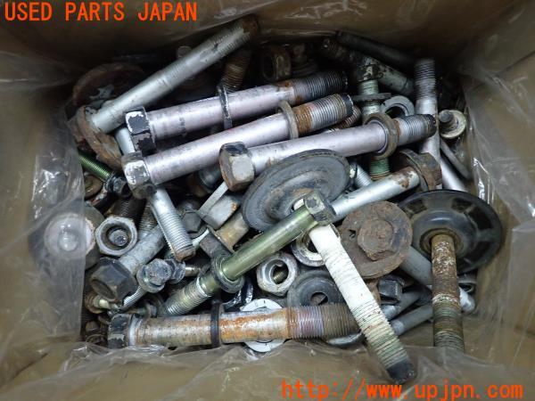 3UPJ=11860720]ランクル100系(UZJ100W)前期 ボルト ネジ ナット ステー類 セット ジャンク _m0