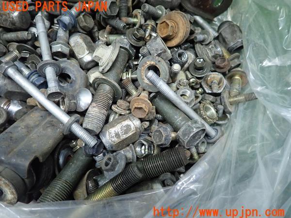 3UPJ=11890720]ランクルプラド(KZJ78W)後期 ボルト ネジ ナット ステー類 セット ジャンク _m2