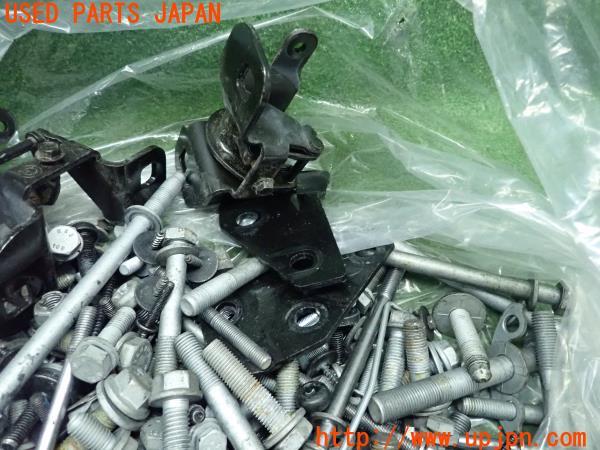 3UPJ=11910720]BMW M6 カブリオレ(F12)2012y ボルト ネジ ナット ステー類 セット ジャンク _m1