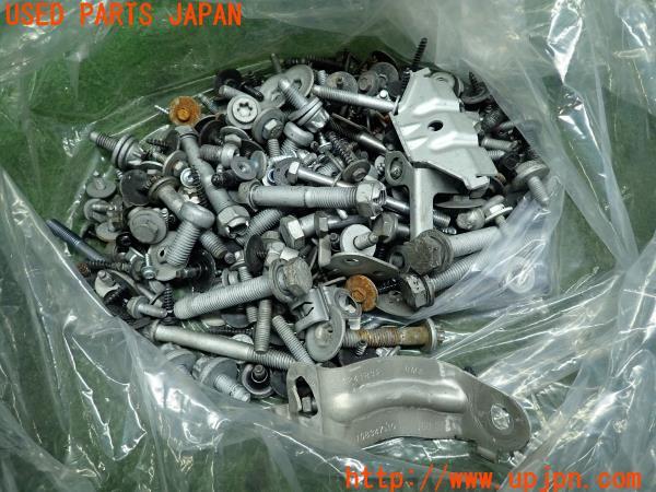 3UPJ=11990720]BMW M135i(F20)前期 ボルト ネジ ナット ステー類 セット ジャンク_m0
