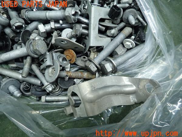 3UPJ=11990720]BMW M135i(F20)前期 ボルト ネジ ナット ステー類 セット ジャンク_m2