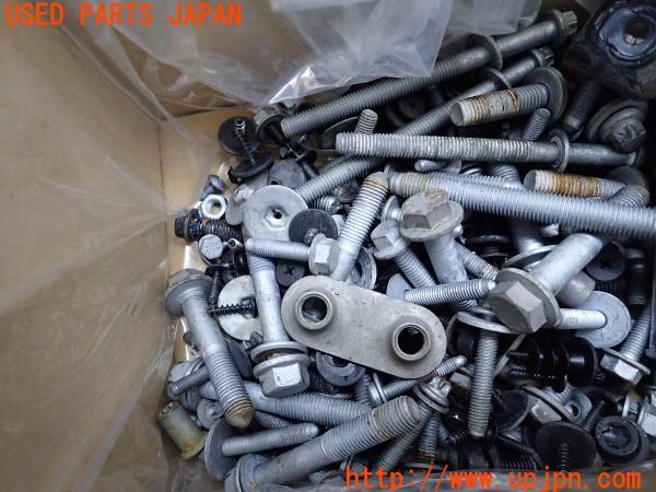 3UPJ=12180720]BMW X1(F48)2016y ボルト ネジ ナット ステー類 セット ジャンク_m4