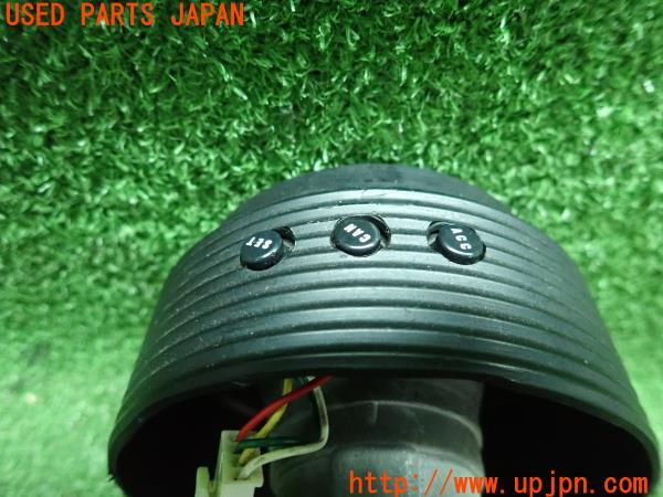 3UPJ=12190618]セリカ(T16/T160型)GT-R HKB ステアリングボス ハンドル アダプター スイッチ 中古_m1