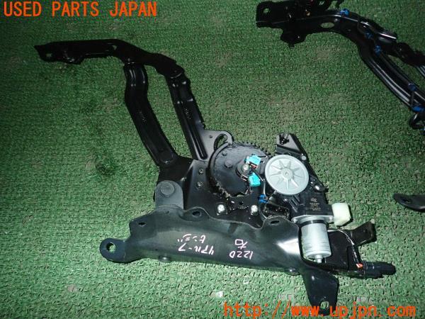 3UPJ=12200566]ロードスター RF(NDERC)前期 純正 リンクデッキ ルーフヒンジ 中古_m3