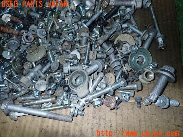 3UPJ=12230720]レクサス LS600h（UVF45)後期 ネジ・ナット・ステー類 セット ジャンク_m4