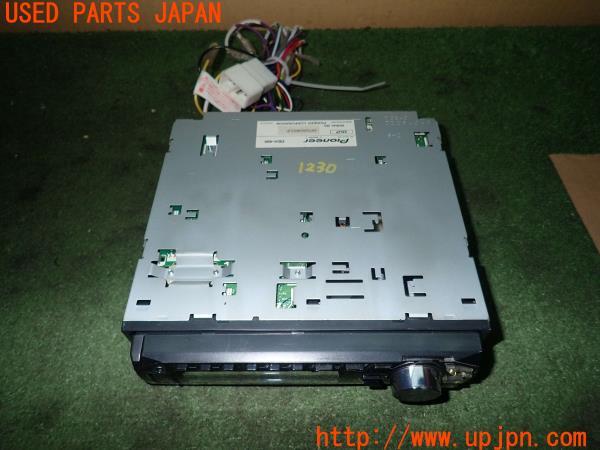 3UPJ=12300518]ランクルプラド70系(KZJ78G)後期 carrozzeria カロッツェリア CDプレーヤー DEH-490 中古_m2