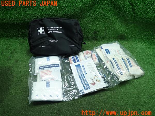 3UPJ=12460652]BMW420i グランクーペ(F36)Mスポーツ 純正 ファーストエイドキット 救急 応急 7 261 178 中古_m0