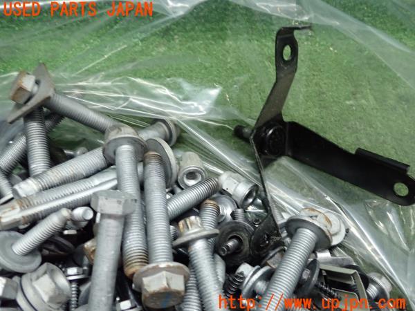 3UPJ=12470720]BMW i3 I01(1Z06)前期 2014y レンジ・エクステンダー装備車 ボルト ネジ ナット ステー類 セット ジャンク _m1