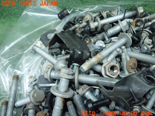 3UPJ=12530720]BMW i3 I01(1Z00)前期 2014y ボルト ネジ ナット ステー類 セット ジャンク _m4