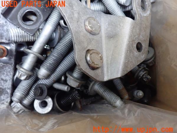 3UPJ=12540720]BMW X1(F48)sDrive 18i xライン 2018y ボルト ネジ ナット ステー類 セット ジャンク_m2