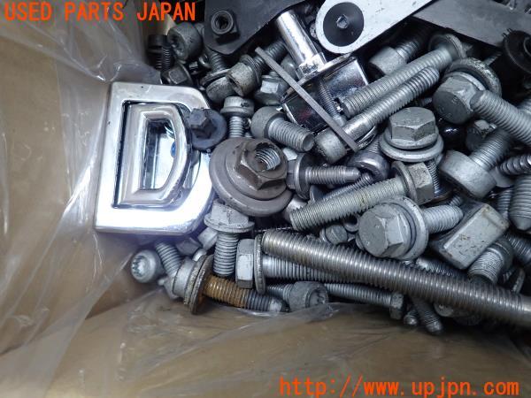 3UPJ=12550720]アウディA7 スポーツバック(4G8系)前期 2014ｙ ボルト ネジ ナット ステー類 セット ジャンク_m3