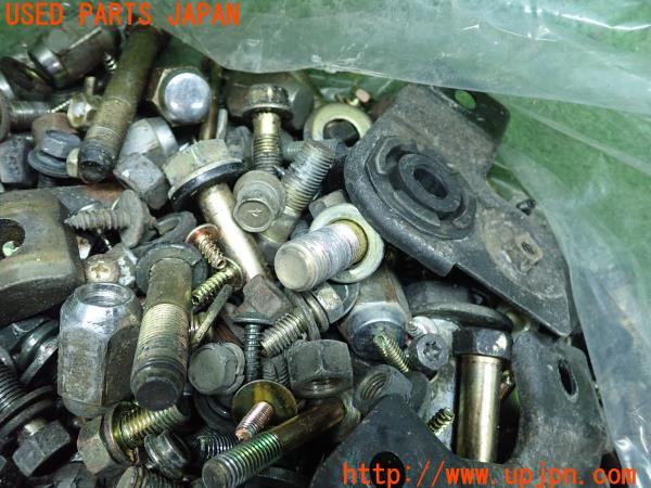 3UPJ=12610720]デリカ スペースギア(PD6W)シャモニー ボルト ネジ ナット ステー類 セット ジャンク _m1