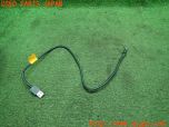 3UPJ=12690581]BMW ミニ(MINI)クーパーSD クロスオーバー(R60)2015ｙ 後期 社外 ライトニングケーブル iPhone 配線 中古_s1