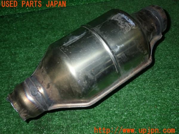 3UPJ=12740159]BMWミニ(MINI)クーパーD(F55)純正 触媒 マニバーター マテリアル 約1.3Kg 切断加工品 ジャンク_m0