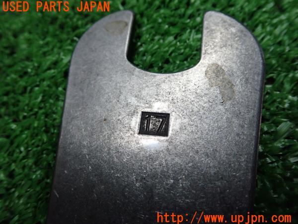 3UPJ=13260800]スカイライン(R32)GTS タイプX 後期 4ドアセダン スパナ・レンチ 工具 17/19mm 2点 中古_m1