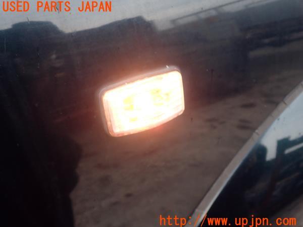 3UPJ=13280530]ランクル80系(FZJ80G)中期 XACTA ザクタ クリア サイドマーカー 818-58313 クリスタル 左右 中古_m4