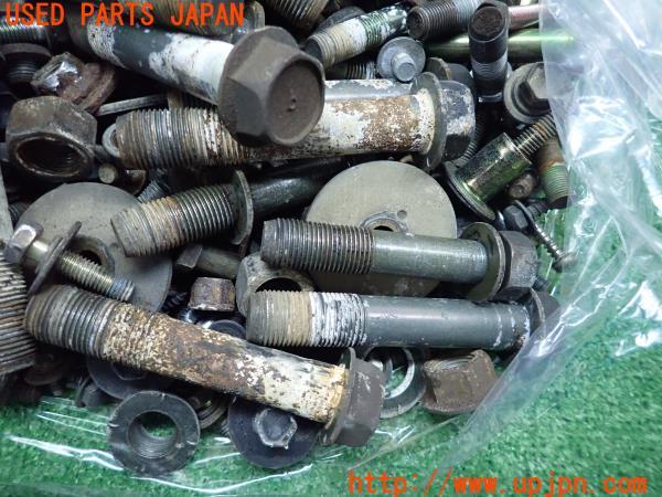 3UPJ=13280720]ランクル80系(FZJ80G)中期 ボルト ネジ ナット ステー類 セット ジャンク _m2