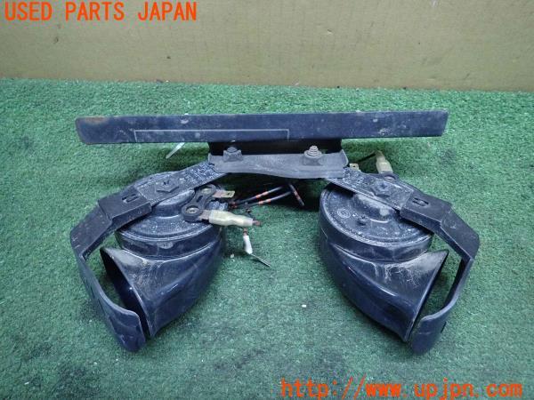 3UPJ=13300563]ランクル80(FZJ80G)後期 PIAA ピア SPORT HORN ホーン 中古_m1