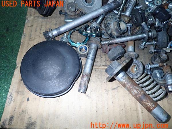 3UPJ=13350720]ハイラックスサーフ(TRN215W)後期 ネジ・ナット・ステー類 セット ジャンク_m3
