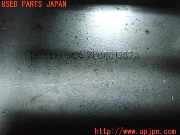 3UPJ=13410414]ポルシェ カイエンS(9PA)957 純正 バッテリー ボックス 補強ブラケット 金具 ステー 7L0801387A 中古_m3