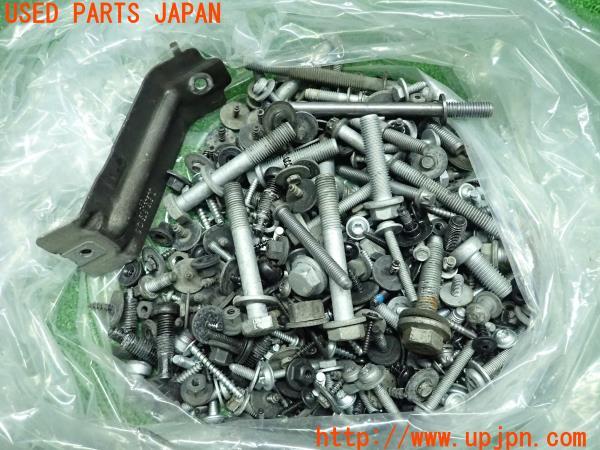 3UPJ=13430720]BMW X3(F25)前期 20d 2014y ボルト ネジ ナット ステー類 セット ジャンク _m0