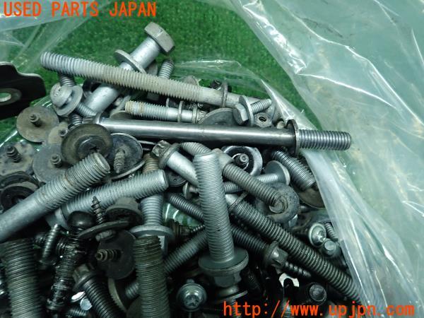 3UPJ=13430720]BMW X3(F25)前期 20d 2014y ボルト ネジ ナット ステー類 セット ジャンク _m1