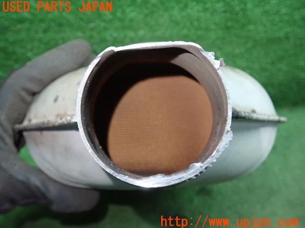 3UPJ=13470159]BMW X3(WY20 F25)ｘＤrive 20d 前期 2013y 純正 触媒 マニバーター マテリアル 約1.9Kg 切断加工品 ジャンク_m2