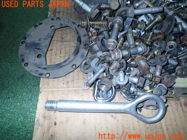 3UPJ=13580720]ソアラ(UZZ40)ネジ・ナット・ステー類 セット ジャンク_m3