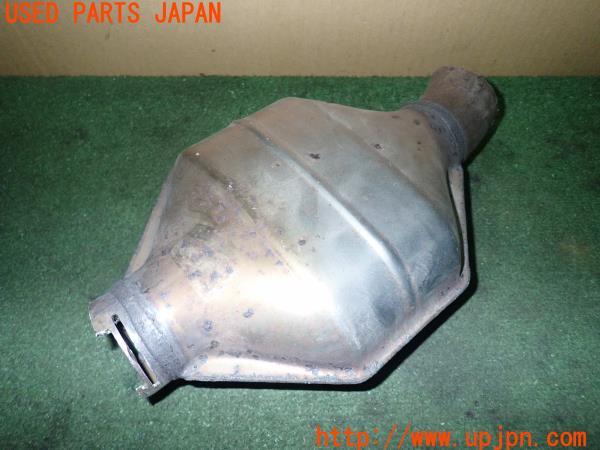 3UPJ=13590159]BMW 118d(1S20 F20)後期 LCI 純正 触媒 8515027 中古_m0