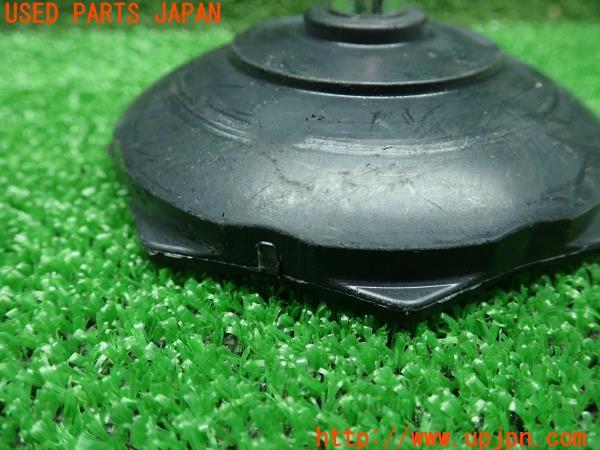 3UPJ=13630143]ジープ グランドチェロキー(WK36)ラレード 2012y 純正 スペアタイヤ固定ボルト 68082978AA Tire Hold Down 中古_m3