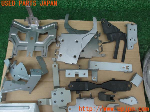 3UPJ=13760720]フェアレディZ(Z33)ネジ・ナット・ステー類 セット ジャンク_m1