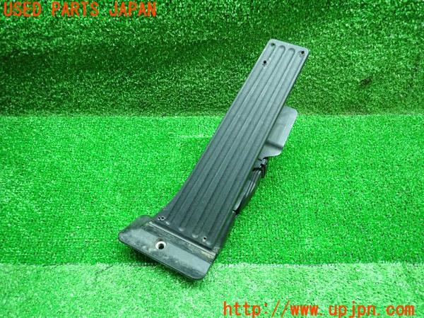 3UPJ=13770576]BMW M235iクーペ(F22)2014y 前期 純正 アクセルペダル スロットルコントローラー 中古_m0