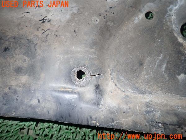 3UPJ=13870002]マークⅡ GTツインターボ(GX71)後期 純正 エンジンアンダーカバー 51441-930G 中古_m2