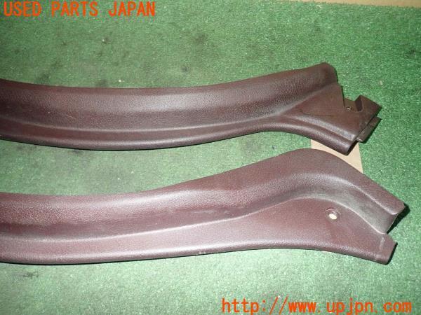 3UPJ=13870624]マークⅡ GTツインターボ(GX71)後期 純正 リアシートサイドガーニッシュ 中古_m2