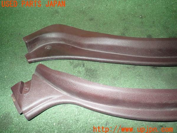 3UPJ=13870624]マークⅡ GTツインターボ(GX71)後期 純正 リアシートサイドガーニッシュ 中古_m3