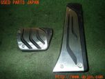 3UPJ=13940630]BMW 320d(8T20 F34)後期 社外 ペダルカバー 中古_s1