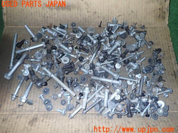 3UPJ=14000720]BMW X3(WY20 F25)ネジ・ナット・ステー類 セット ジャンク_m0