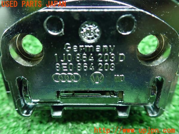 3UPJ=14130631]ポルシェ カイエン957 2009y 純正 ラゲッジフック トランク ラゲージ カーゴ 金具 4点 中古_m2